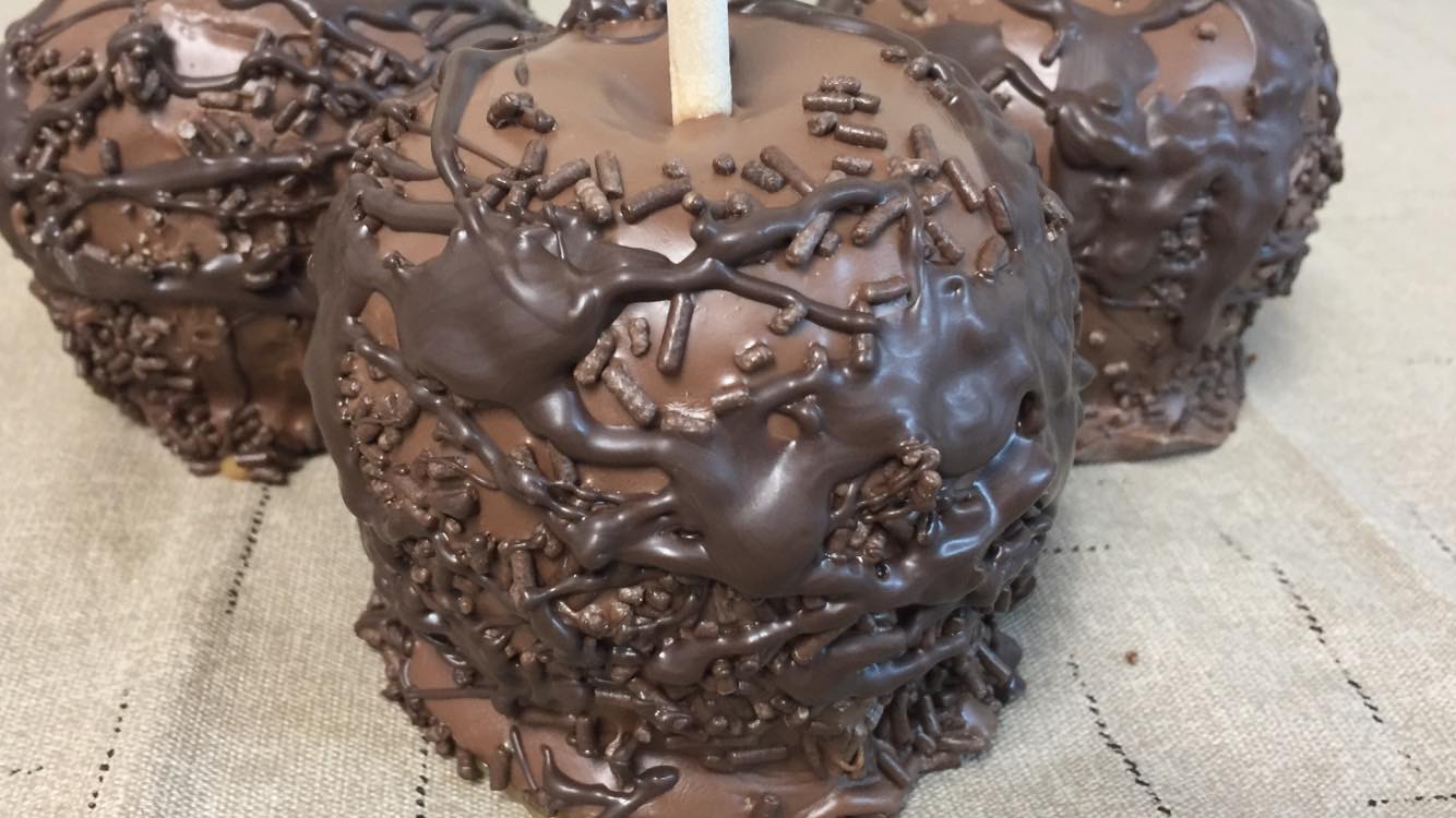 Chocolate Caramel Apples